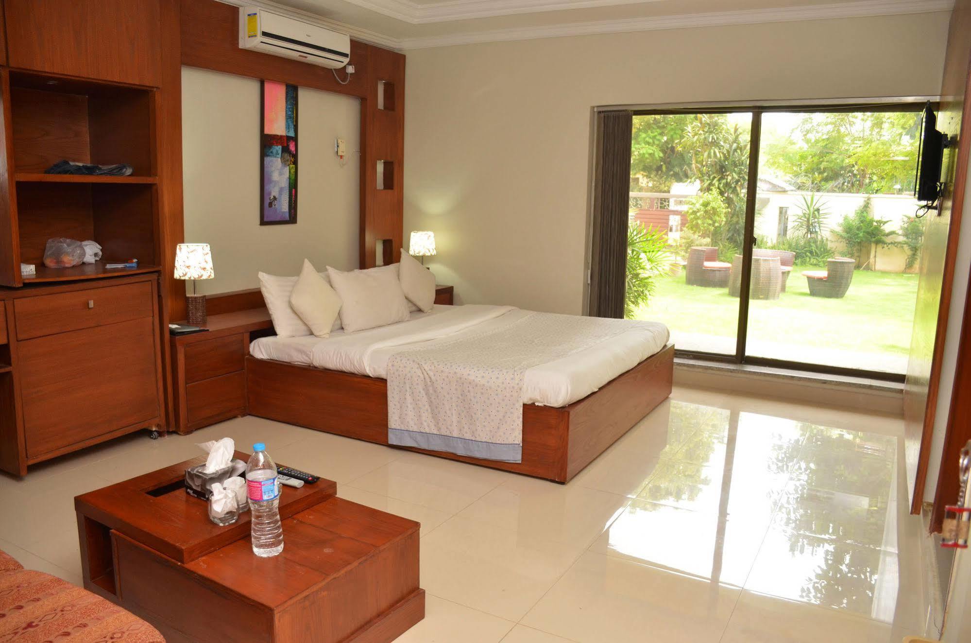 Gofas Lodge Islamabad Buitenkant foto